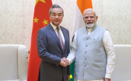 PM Modi Meets Chinese Foreign Minister Wang Yi in Delhi, Stresses Steady Progress in Bilateral Ties