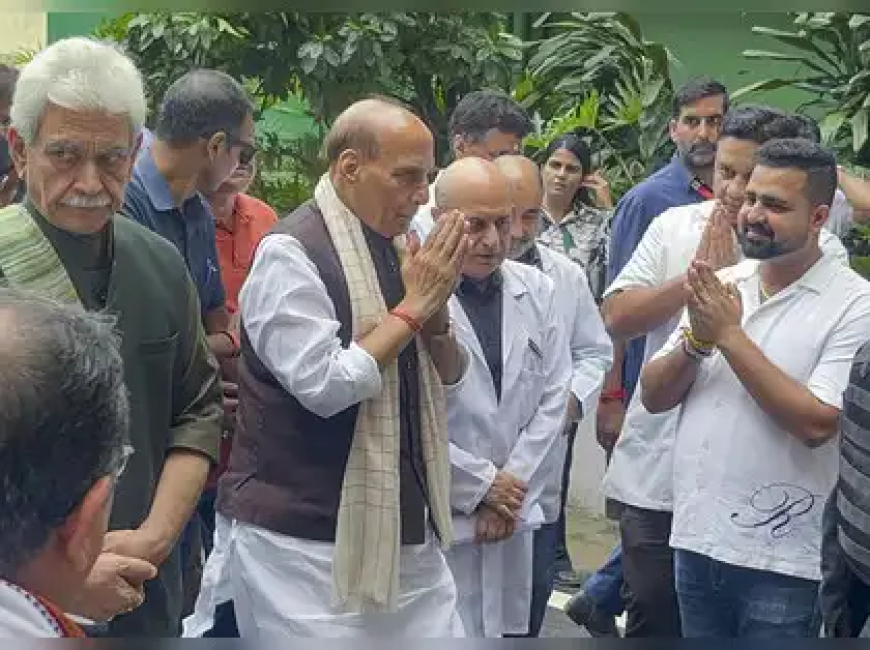 Defence Minister’s Kishtwar Visit Postponed Amid Ongoing Rescue Efforts